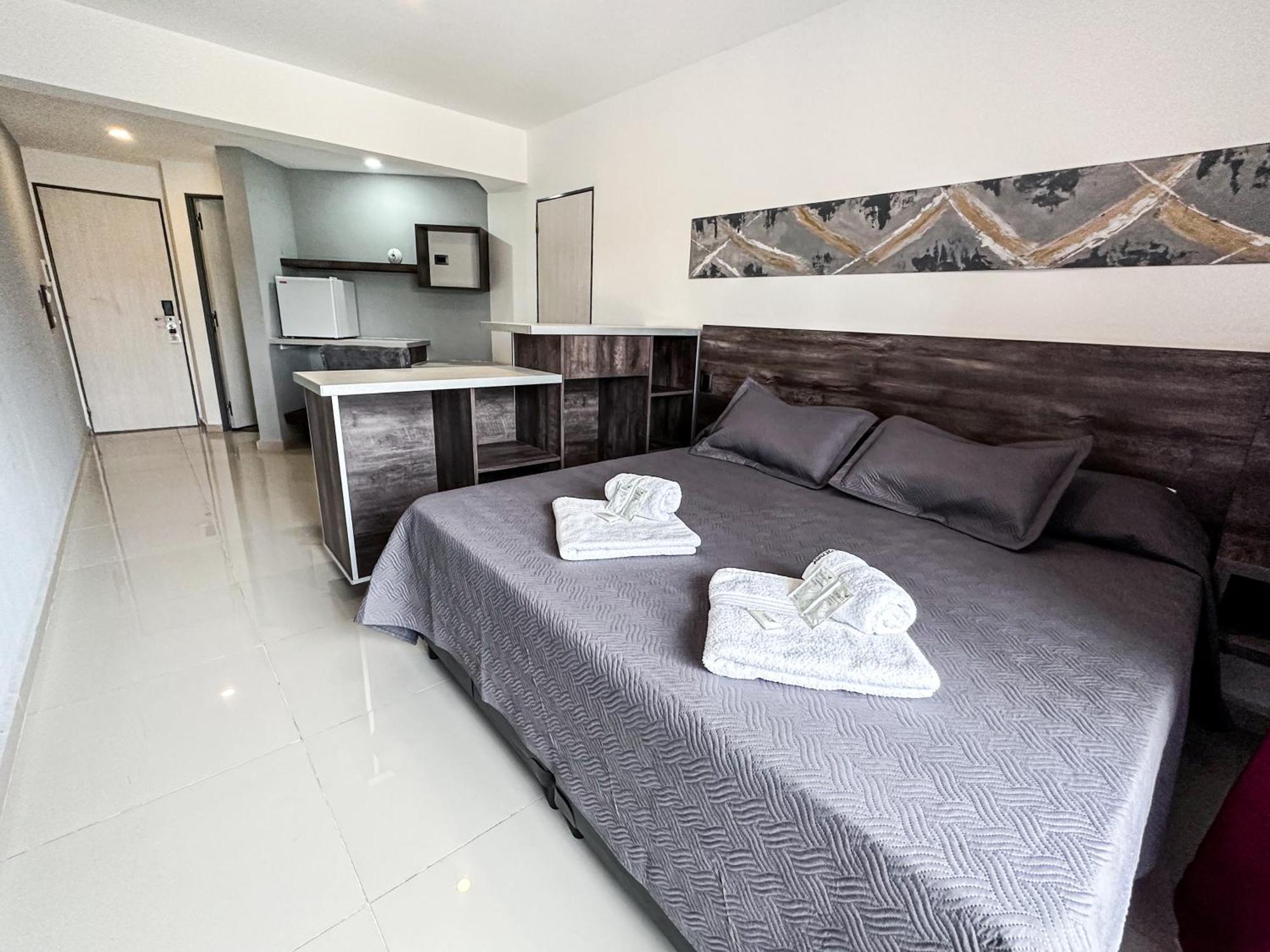 Golden Ross Hotel Villa Carlos Paz Exterior photo