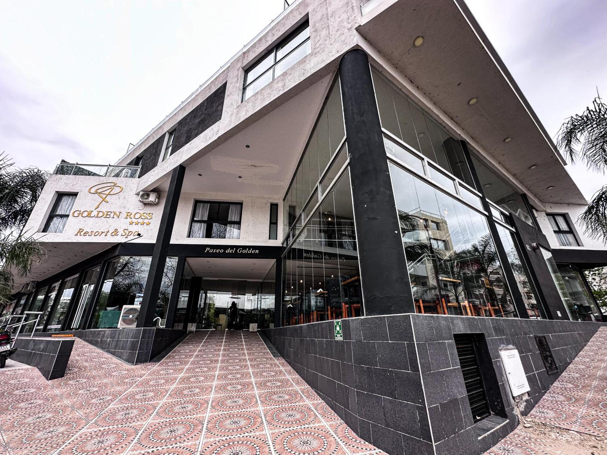 Golden Ross Hotel Villa Carlos Paz Exterior photo